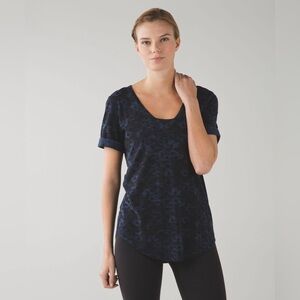 Lululemon Love Tee II, approx size 8